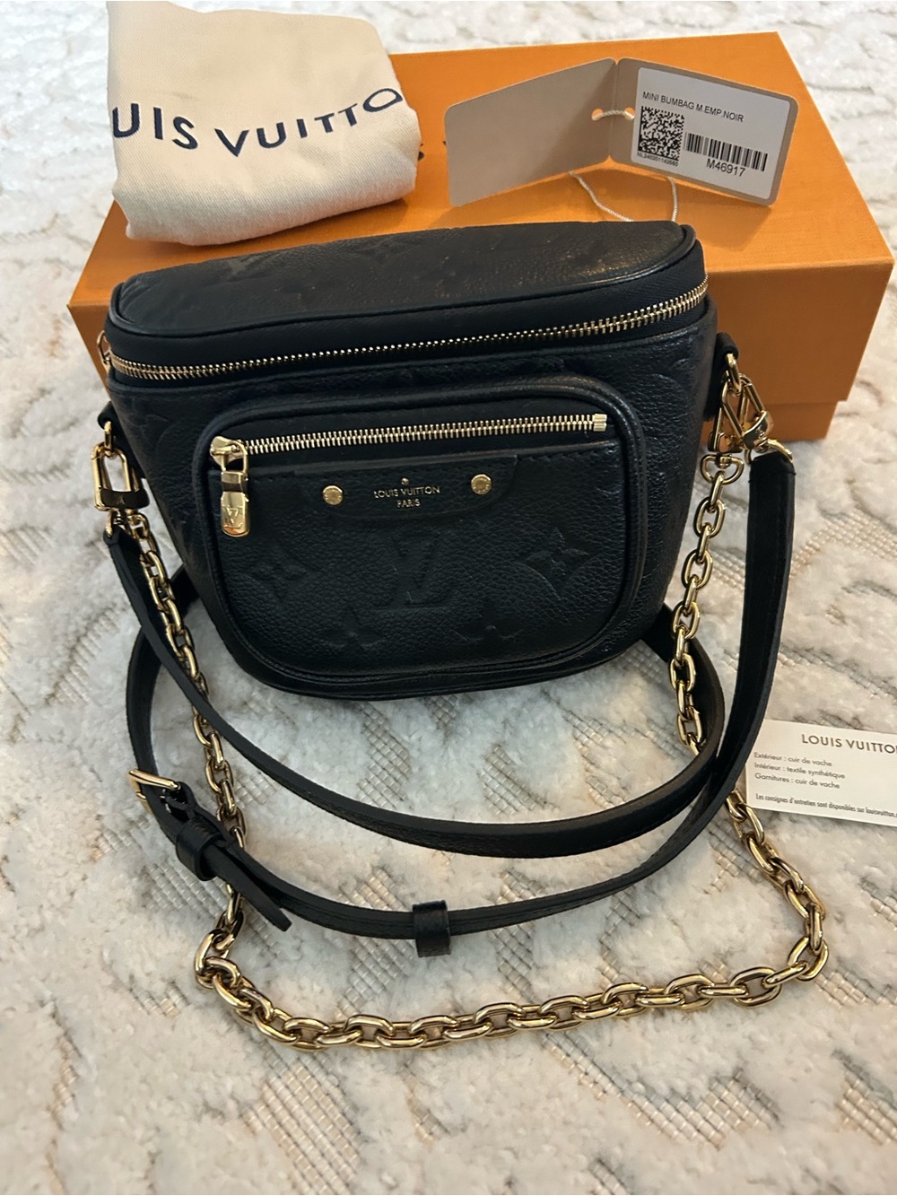 Louis Vuitton Black Leather Mini Bum  Bag with Gold Chain and leather strap - Picture 3 of 10